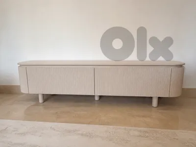 Tv cabinet