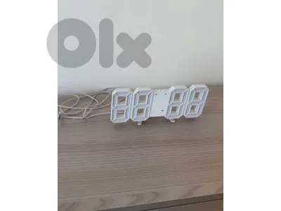 Digital clock