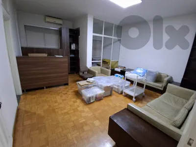 Office for rent in Badaro مكتب للايجار في بدارو