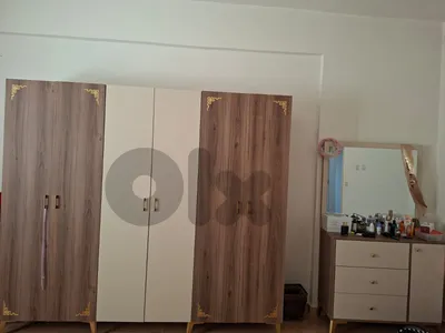 full bedroom