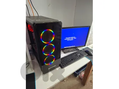 8 pcs quad core & core  i5  core i7.