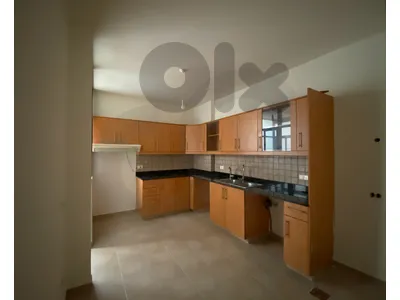 Prime Location/Calm Area/Beirut - Al Zarif/بيروت - الظريف/REF#YO137240