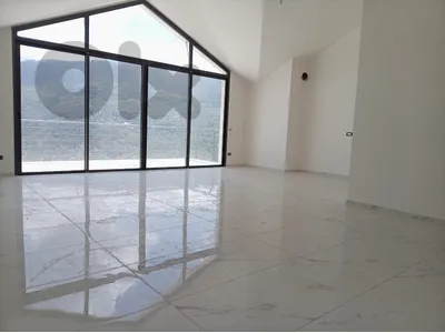 Apartments with many surfaces in Kennabet Broumana for sale