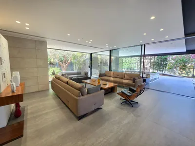 L21488 Luxury Apartment with Garden & Terrace For Sale in Montverde