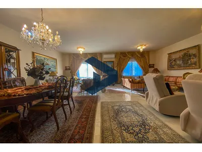 Apartment For Sale In Hamra  شقة للبيع في الحمرا