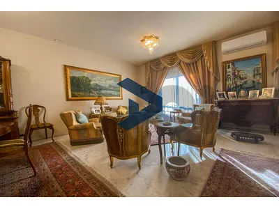 Apartment For Sale In Hamra  شقة للبيع في الحمرا