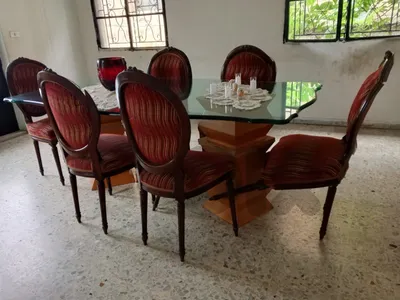 طاولة سفره فخمه جدا