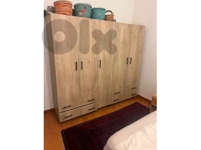 5 Door closet + 4 drawers
