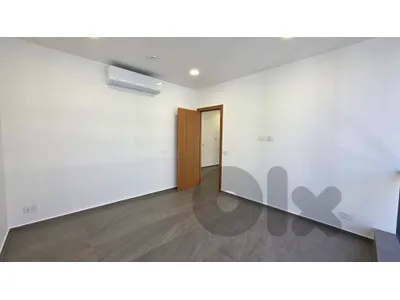 Office For Sale in Prime Horch Tabet مكتب للبيع في حرش تابت