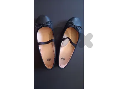 skarbina black & pink size 33