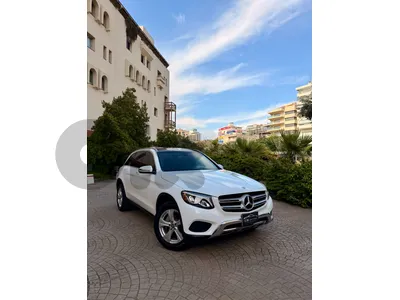 Mercedes-Benz Glc 300 - 4 matic 2018 kheri2