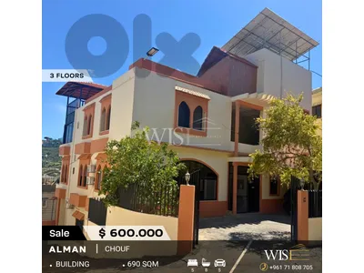 690 SQM Residential Building on a 420 SQM Land for SALE in Alman!