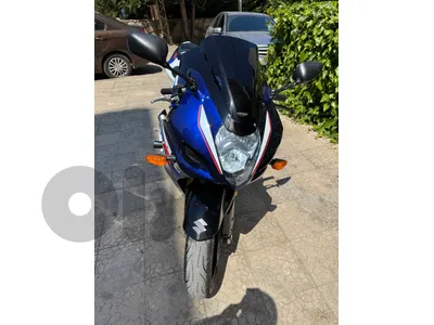 Suzuki GSXR 1000cc K4 2004 freshly imported from japan