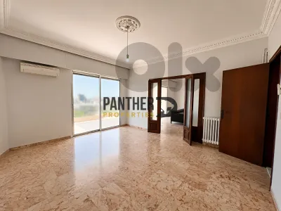 Apartment for rent in Achrafieh Ref#RS124 شقة للإيجار في الأشرفية