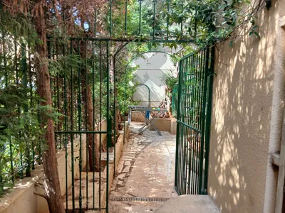 RWK115ZN - Well Maintained Semi-Furnished Apartment for Rent in Adma