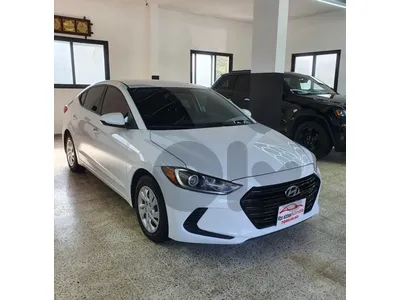هيونداي إلينترا 2018 se