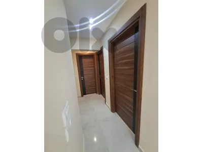 معلم دهان   عمار