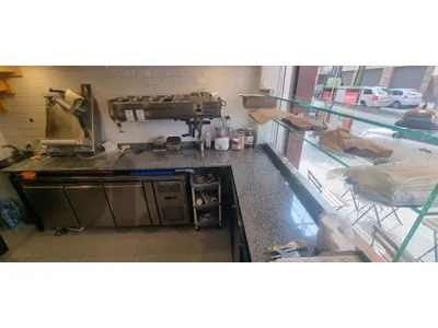محل جاهز للإستلام مصلحة مطعم فرن او pizza