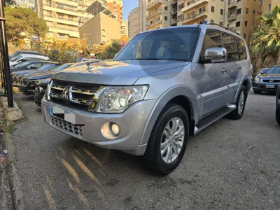 Mitsubishi Pajero 3.8L 4x4 GLS 2014 Mint condition