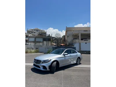 Mercedes-Benz C 300 2017 low mileage