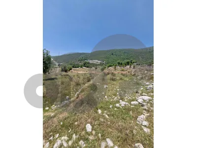 LAND/ peaceful area of Jouret El Qattine/جورة القطين/ REF#RG137305 !