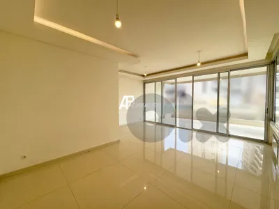 Apartment for Rent in Achrafieh - شقة للإجار في الأشرفية