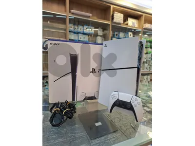 Used like new ps5 slim 1tb Used like new ps5 slim 1tb