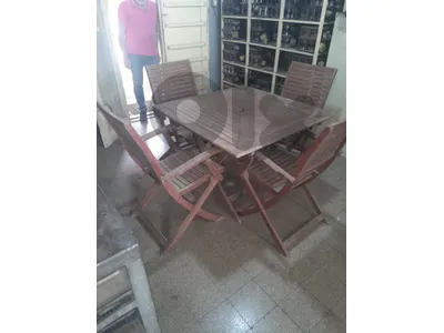 table and chairs