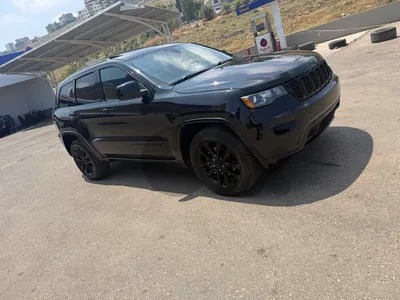 2018 grand cherokee altitude 4x4