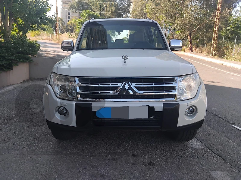 Mitsubishi Pajero 2011