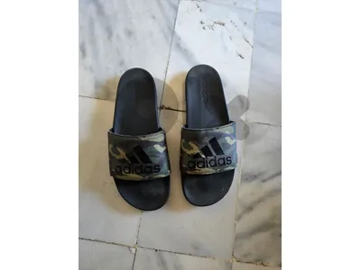 Adidas Adilette comfortable slides size 47