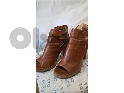 Original Timberland peep toe shoes