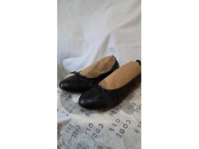 Papanatas leather flats from Spain