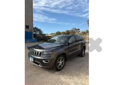 Grand Cherokee 2018 25th anniversary