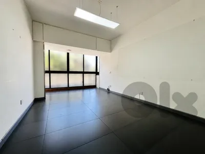 Office For Rent In Sodeco Over 200 Sqm | مكتب للايجار في السوديكو