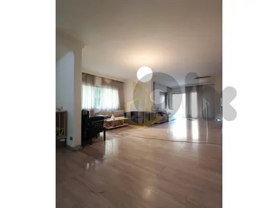 Apartment for Sale in Rawche شقة للبيع في الروشة