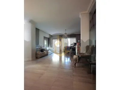 Apartment for Sale in Rawche شقة للبيع في الروشة