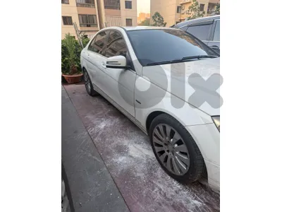 Mercedes-Benz C-Class 2009 c-200