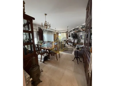 Apartment for Sale in Hazmieh شقة للبيع في الحازمية