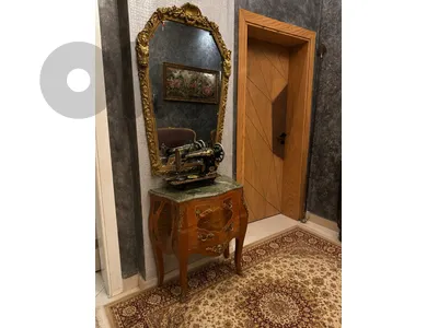 bahu & mirror