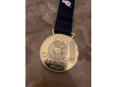 real madrid UEFA champions league winners medal 2022
