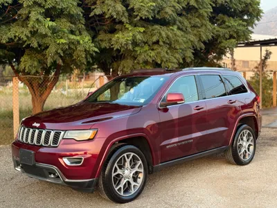 Jeep Grand Cherokee 2018 grand cherokee sterling edition