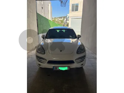 SUPER CAR