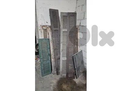 window shutters / خشب قطران