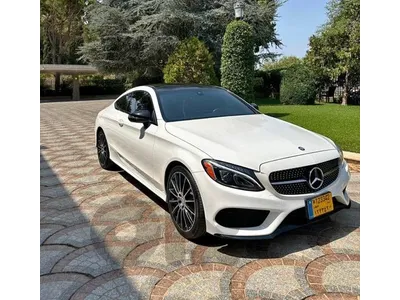 Mercedes C300 2017 Call : 81011330