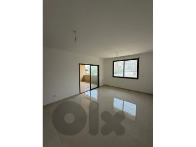 Apartment for sale in Jdeideh شقة للبيع في جديدة