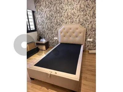 Queen size bed