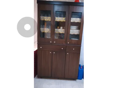 خزانة مطبخ