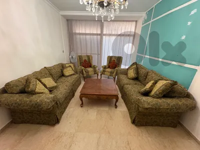 Rowe american living room for 8-10 people (very good condition)