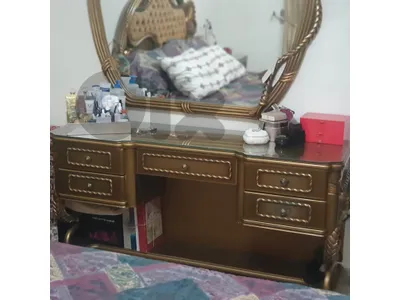 Full Bedroom